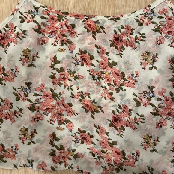 Forever 21 Scallop Edge Floral Crop Top S - Picture 2 of 5